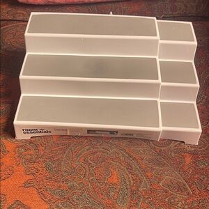 Room Essentials White and Gray Makeup Organizer